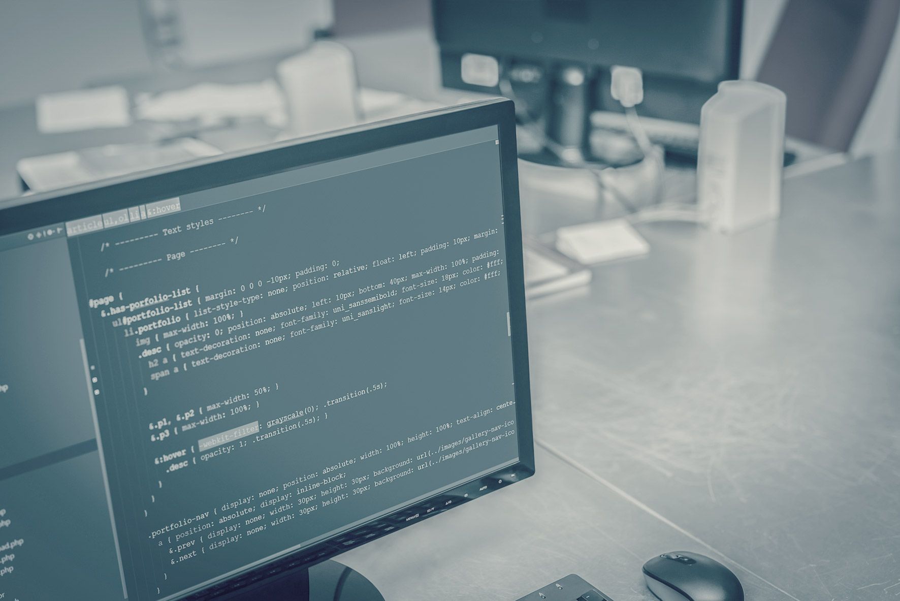 게임 핵 프로그램 개발과 유포, 법정형은?