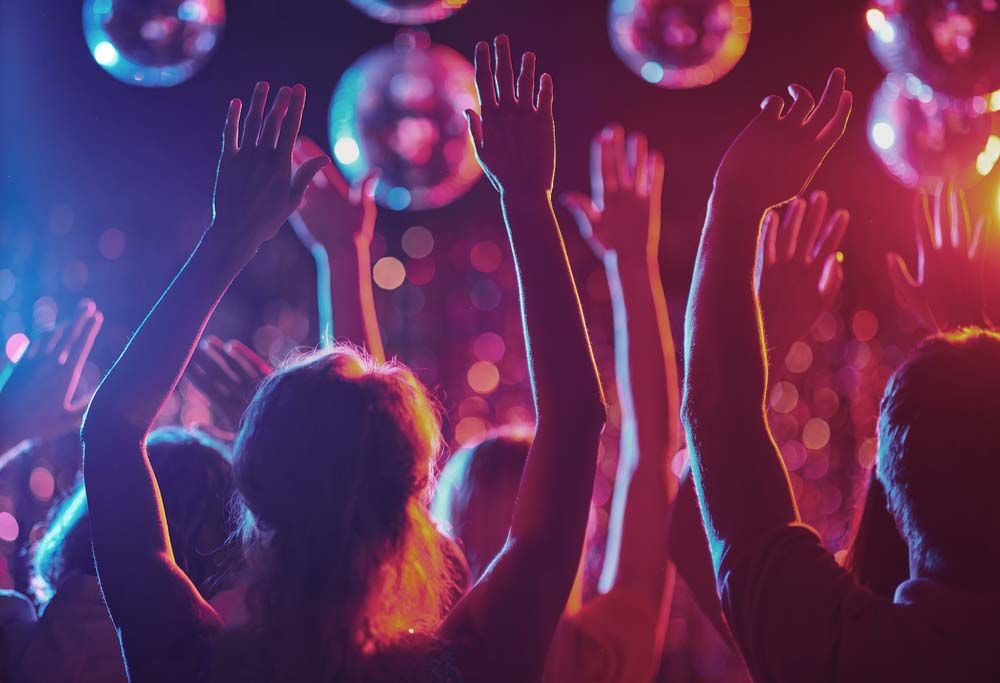 공중밀집장소추행죄, 초동에 대응하셔야 합니다.