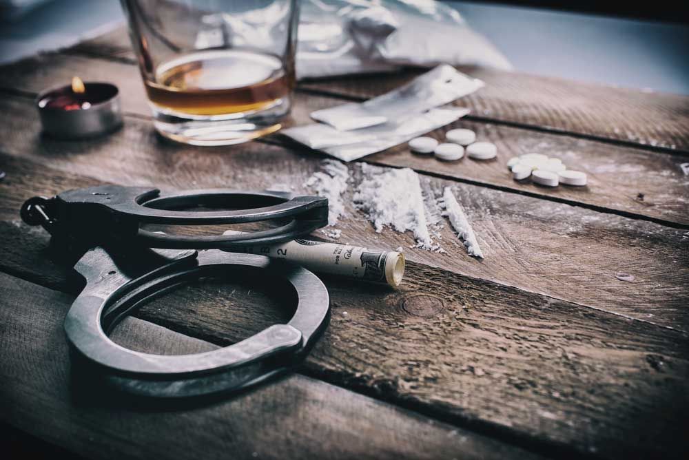 대마 매수 및 흡연 교육이수조건부기소유예처분사례