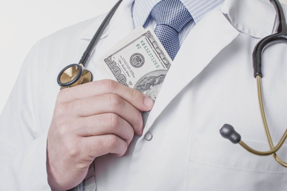 대마 및 엑스터시 매수, 미수 징역 1년, 집행유예 2년 처분