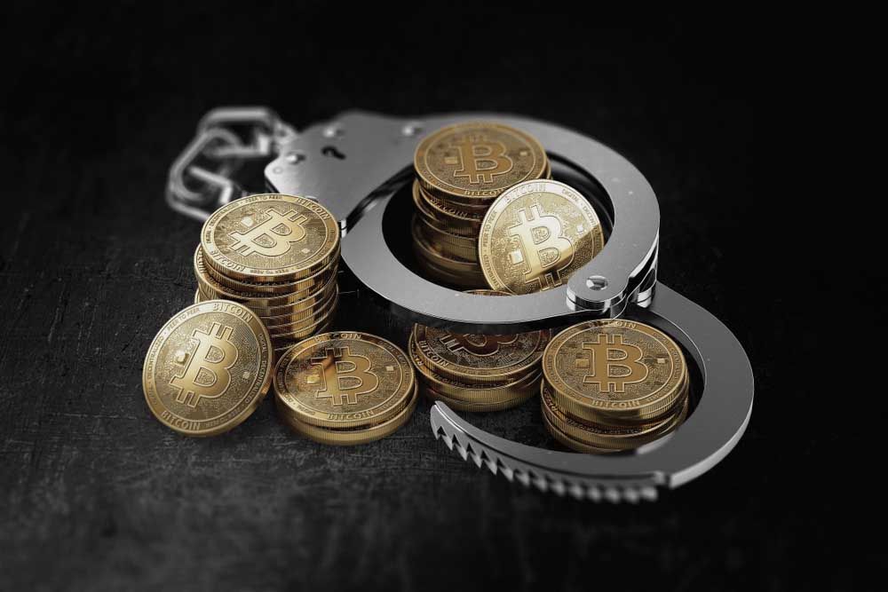 배우자 몰래 대출받아 코인 투자, 이혼사유 될까