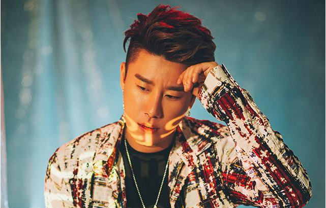 유명 연예인 ‘강간 고소’ 꽃뱀 사기