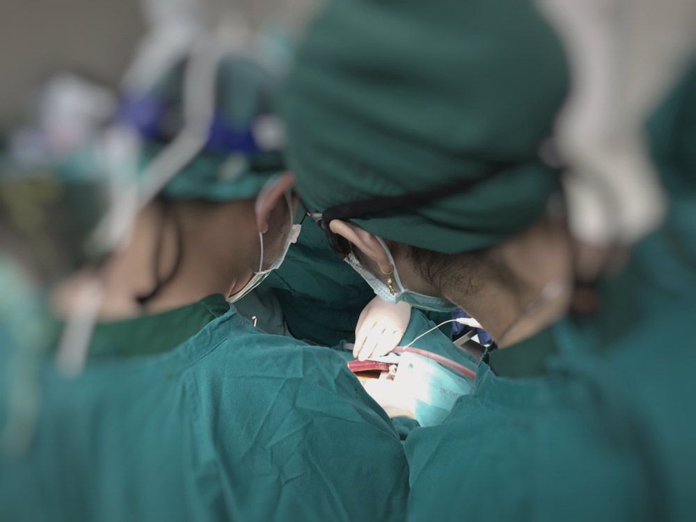 의사면허 취소 위기: 불법 대출 알선 경고