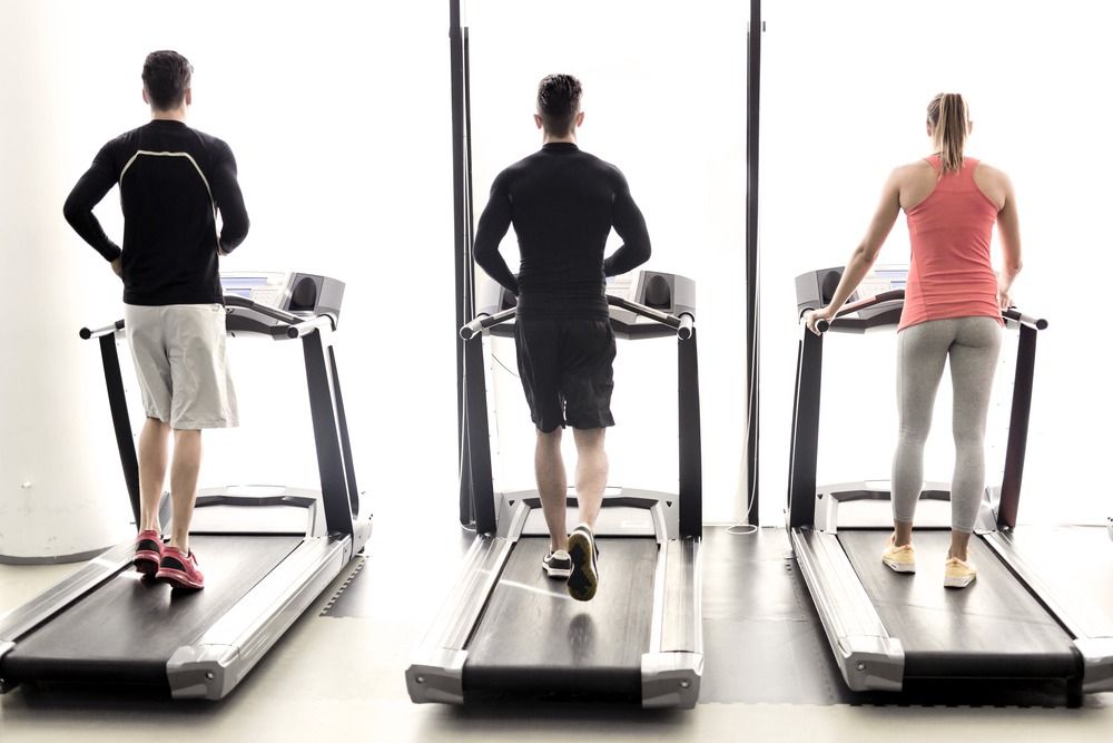 헬스장 트레이너 카메라등이용촬영 기소유예